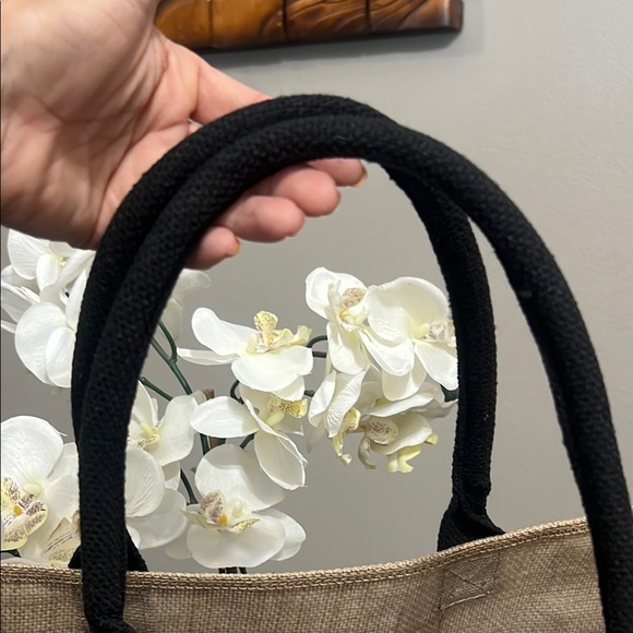 Black and Cream Tote Bag with 'BEACH PLEASE' NWT - Picture 4 of 6